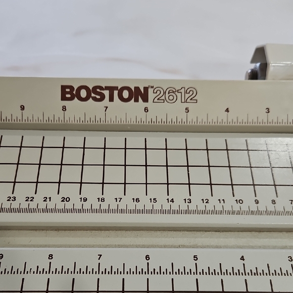 2612 Paper Cutter/Safety Latch, Metric and inches. - Picture 2 of 4